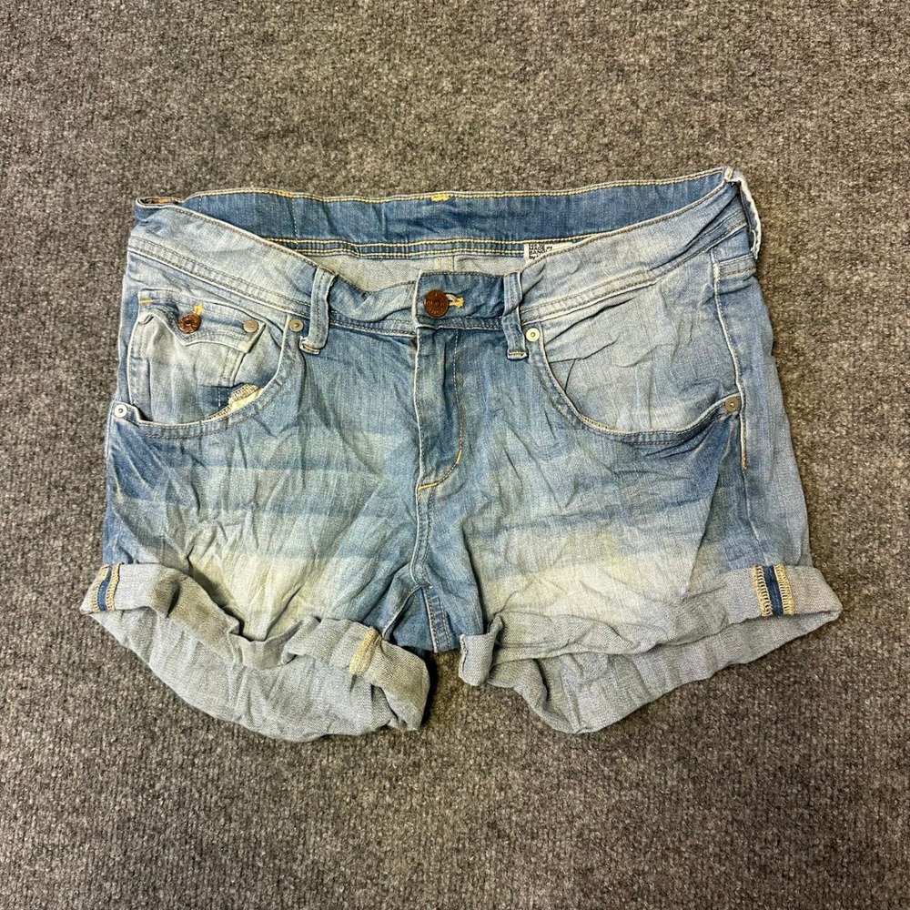 H&M &Denim Shorts Womens Size 10 Blue Light Wash Rolled Cuff Low Rise Casual
